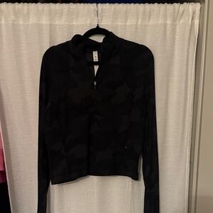 Lululemon Athletica Black Camo Pullover